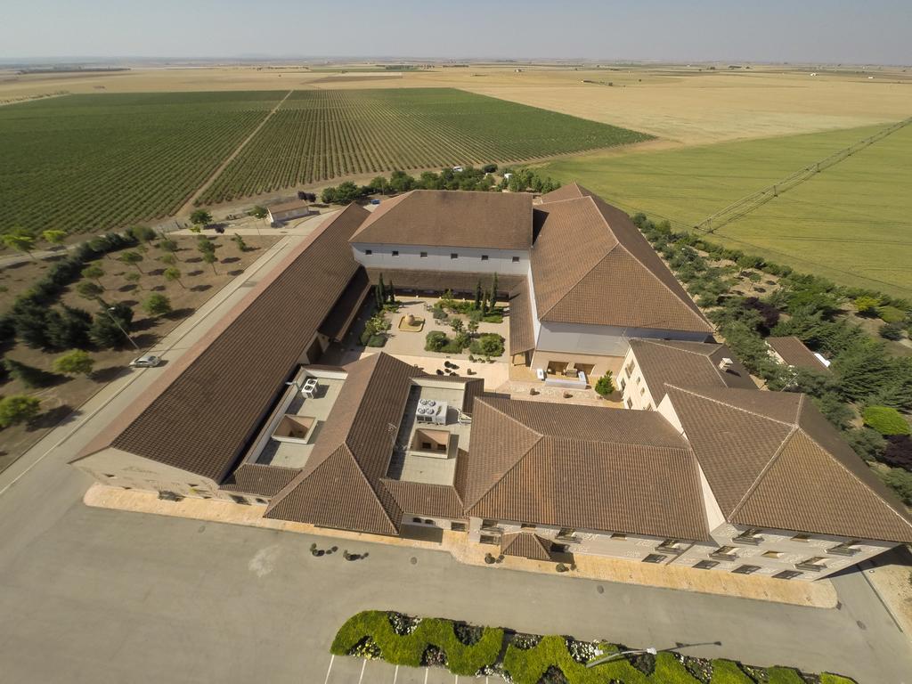 Гостьовий будинок Bodegas Hacienda Albae Argamasilla De Alba Екстер'єр фото